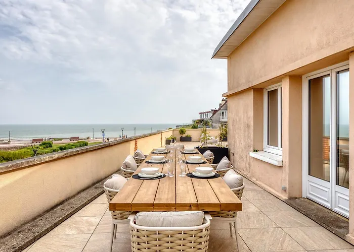 Sea View House With Terrasse In Veules Les Roses