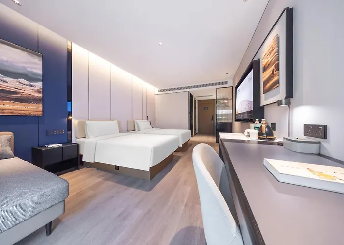 Atour Hotel Tianjin Wudadao Tonglou Subway Station