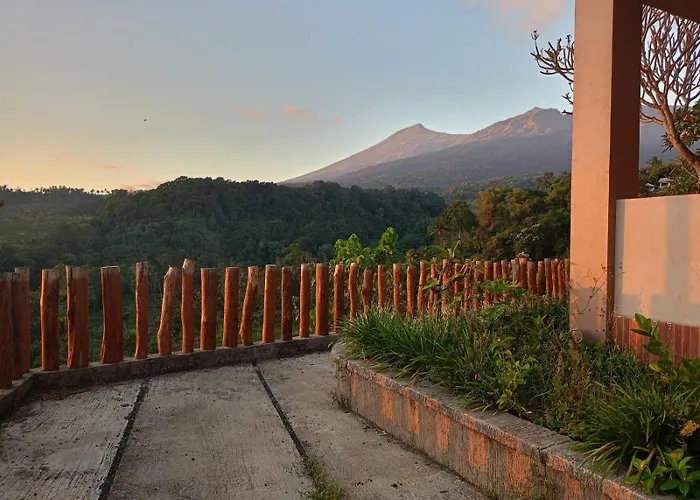 Senaru Lodge
