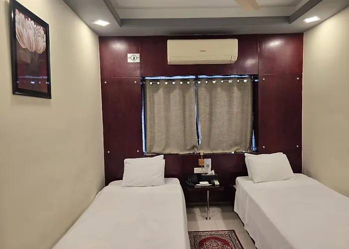 Royal Hotel Khulna - City Center