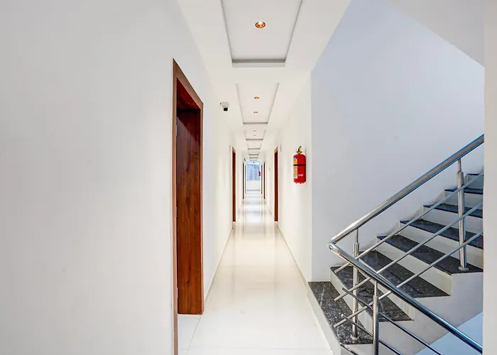 Super Townhouse Chakan Corporate Homestay Formerly New Royal Inn