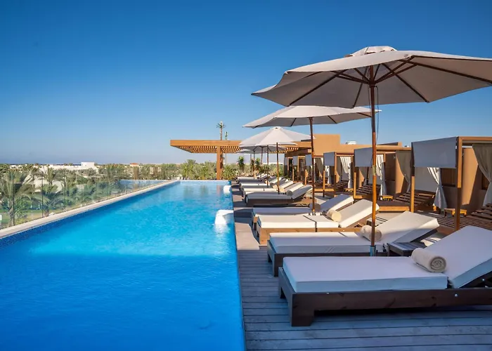 Jaz Viva Villagio, Almaza Bay