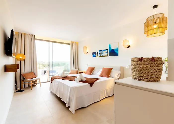 Apartamentos Can Pitet - Viajes Es Freus
