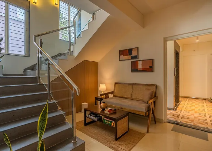 Liveaway Pune, Viman Nagar By Pack