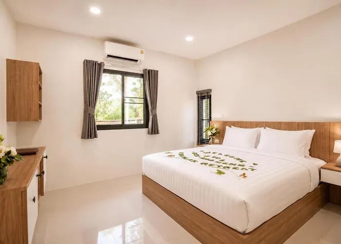 Benz & Ben Khaolak Retreat