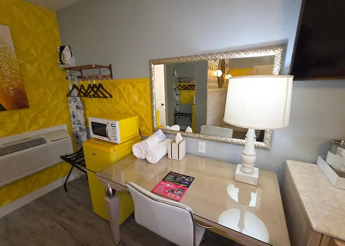 Firefly Inn And Suites - Hastings, Ne