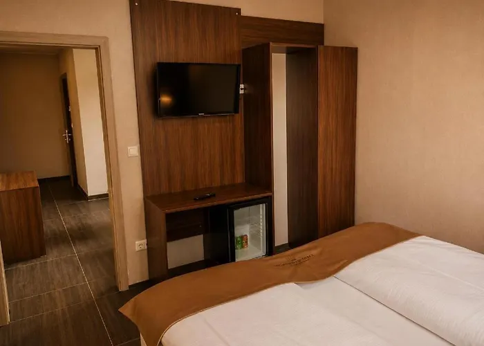 Hotel am Rondo KOSTENLOSE PARKPLÄTZE