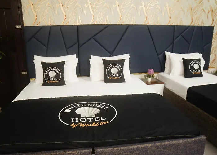 White Shell Hotel