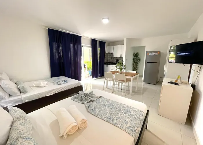 Vacation Hotel - Bavaro Beach Club - Wifi - Parking - Tropicana Suites Studios - Spa