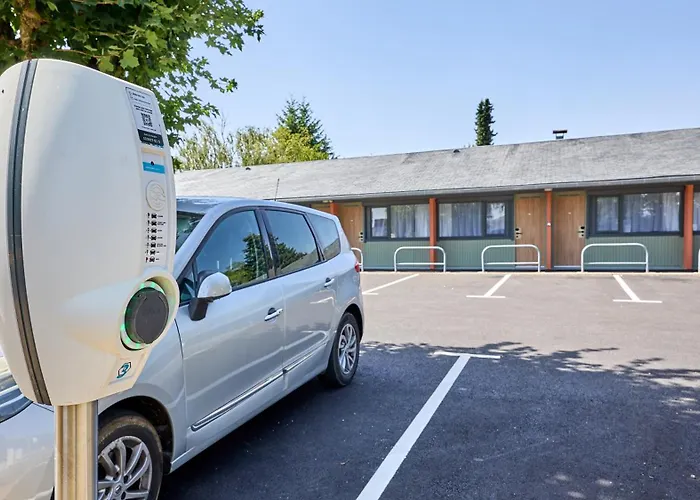 Campanile NATURE - Niort Est La Crèche