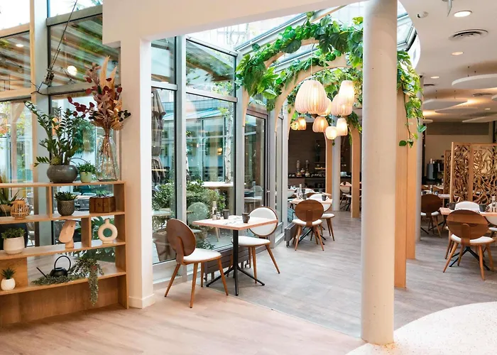 Mercure Paris Val De Fontenay