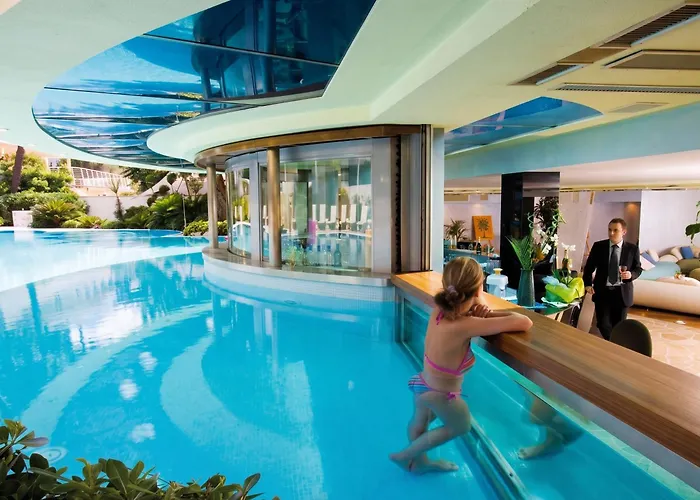 Hotel Waldorf- Premier Resort