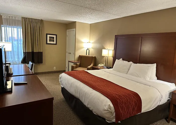 Holiday Inn Express & Suites Eden Prairie - Minneapolis By Ihg