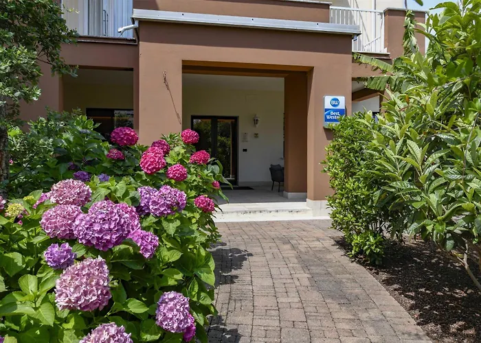 Best Western Hotel Arya