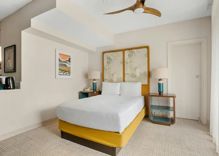 White Sands Hotel