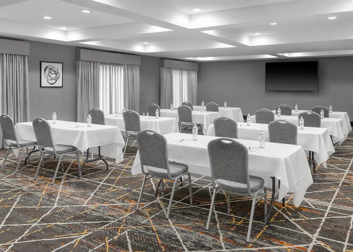 Hampton Inn Olathe