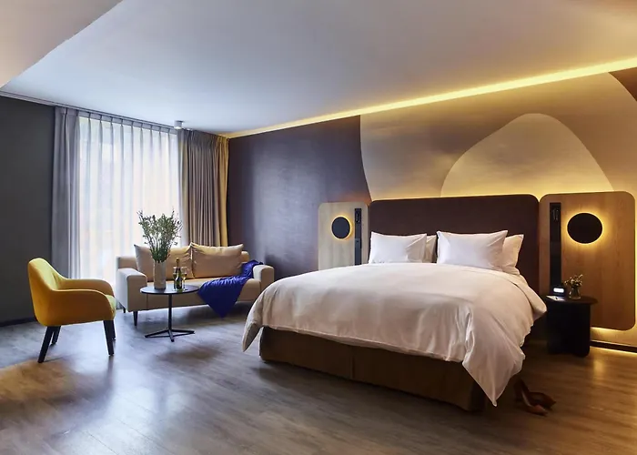 Pullman Lima San Isidro