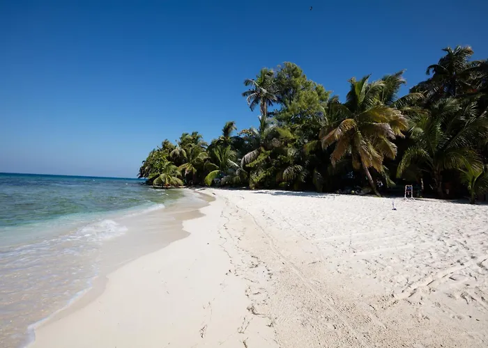 Ranguana Caye Cabanas