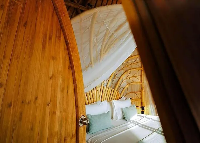 Kini Resort - Luxury Beachfront Bamboo Resort