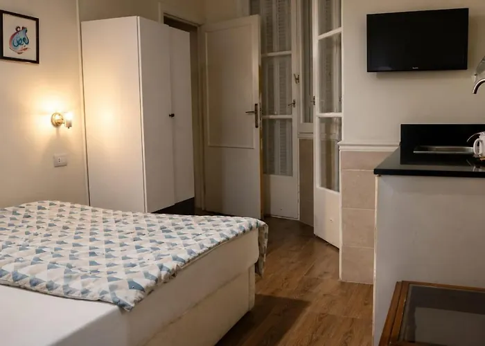 Alexander The Great Hotel