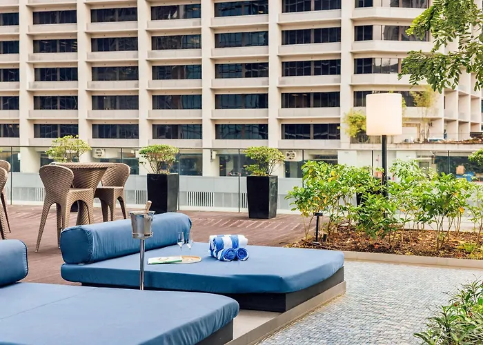 Sofitel Singapore City Centre