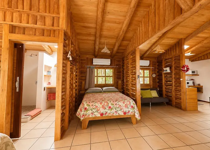 Cabanas Lamaite