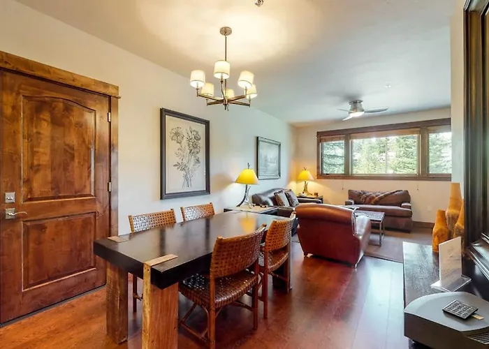 Bluesky 406 | Wonderful Mountain Home With Ski-In/Ski-Out Access - Shared Resort Amenities