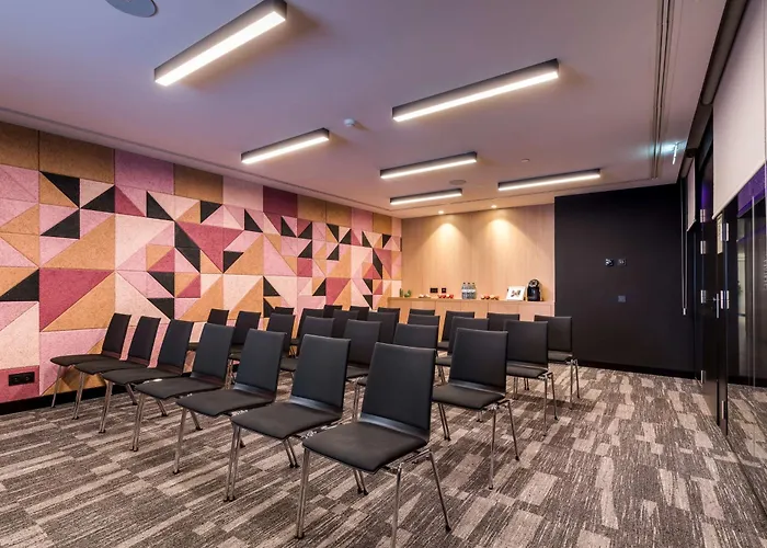 Yotel Porto