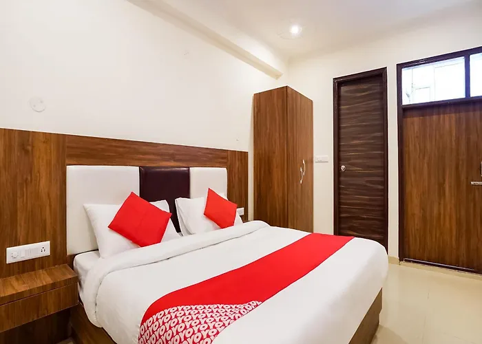 Hotel O Golden Tower