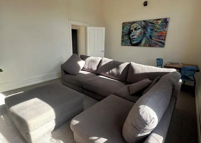 Ark Apartments