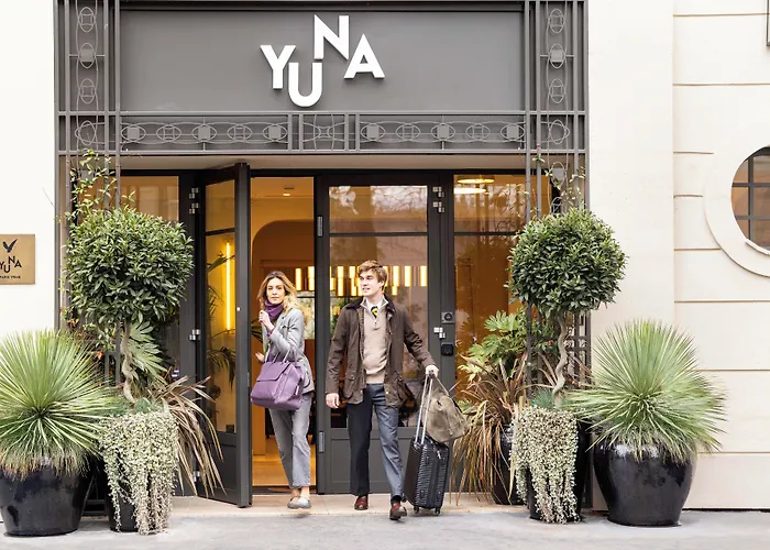 Yuna Porte-Maillot - Aparthotel