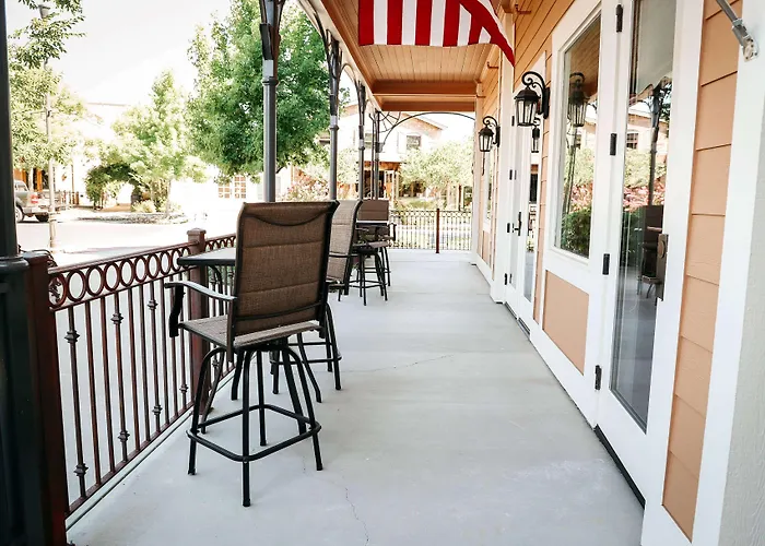 Gateway Hotel, Trademark Collection By Wyndham