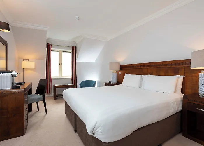 Schull Harbour Hotel & Leisure Centre
