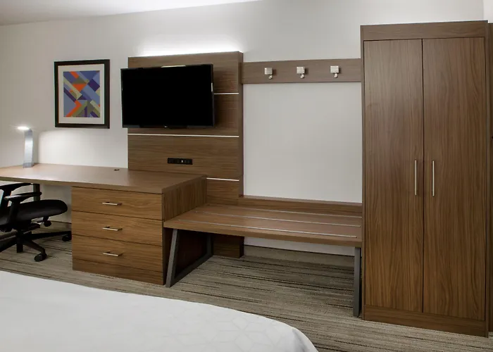 Holiday Inn Express & Suites - Bardstown By Ihg