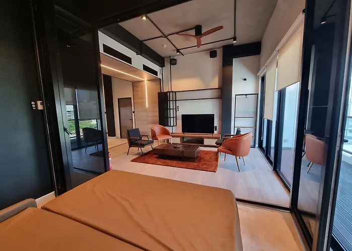 Vaux Park Street Hotel - A Collection Of 8 Luxury Lofts