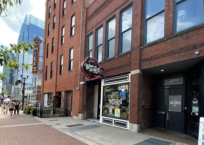 The Lofts At 107