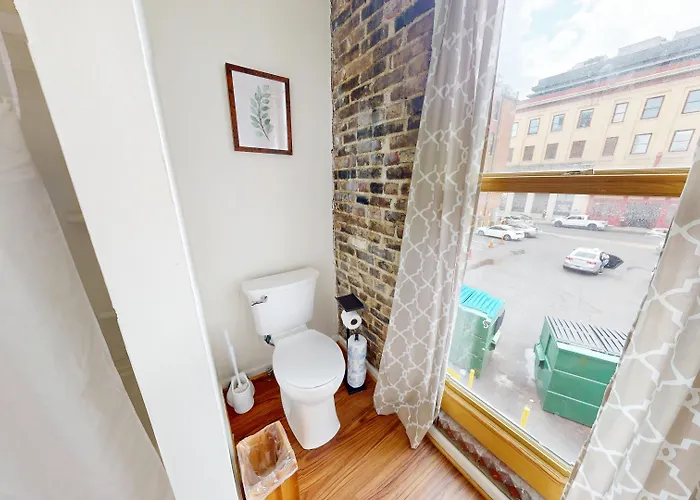 The Lofts At 107