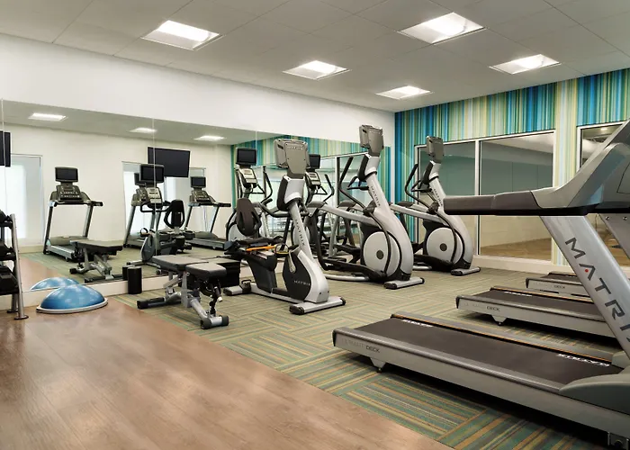 Holiday Inn Express & Suites - Savannah W - Chatham Parkway By Ihg