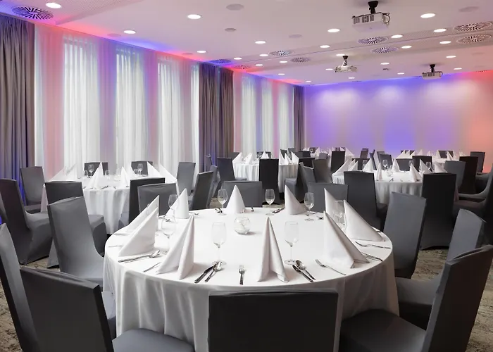 Hampton By Hilton Lodz City Center