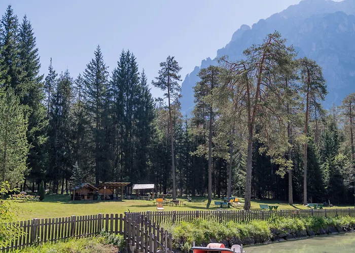 Hotel Lago Della Creta