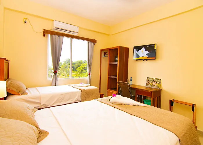 Tropical Palace Hotel