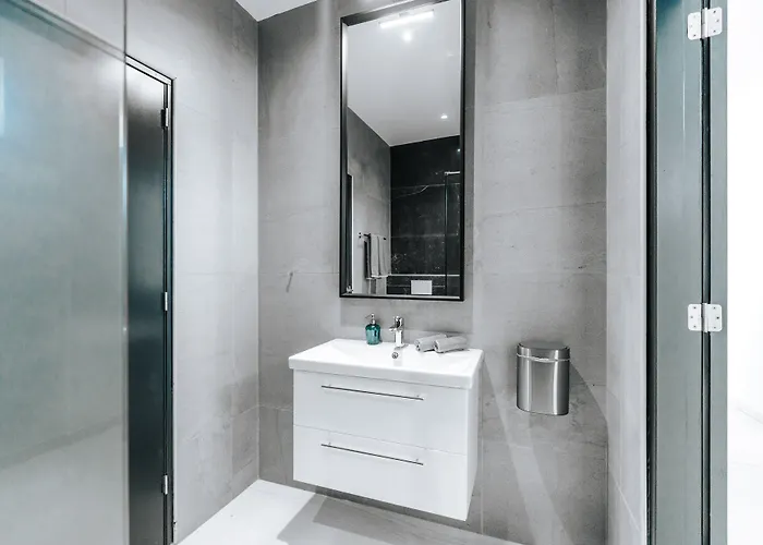 Gray Door Apartments - Adults Only