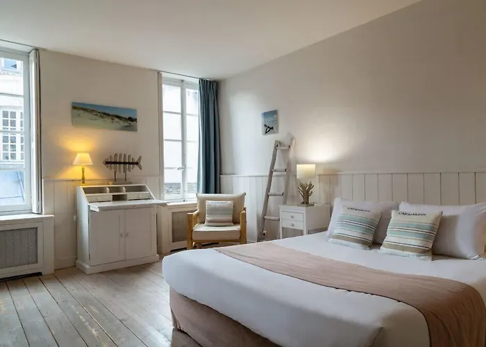 Hôtel Saint-Laurent, The Originals Relais