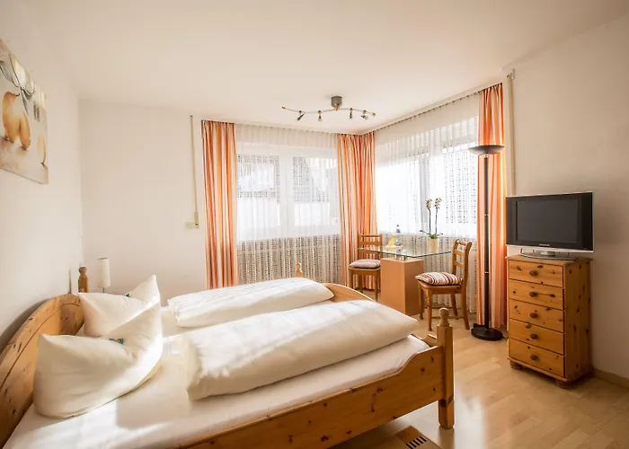 Landhotel Weisser Hahn