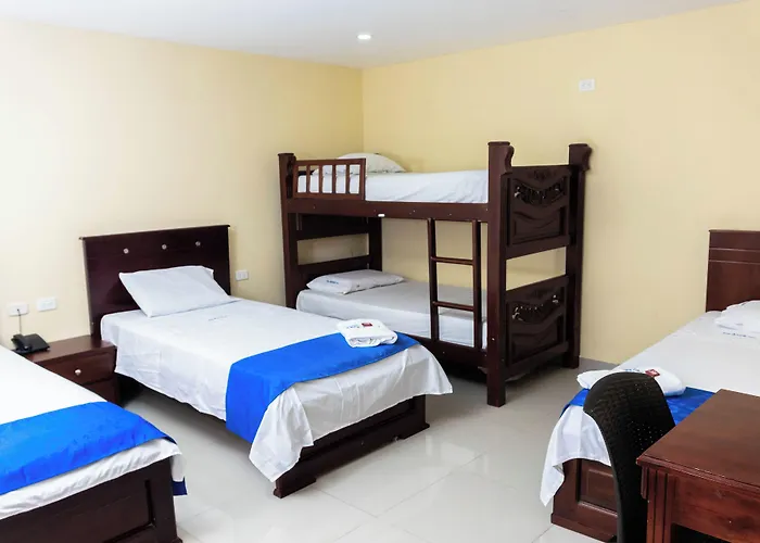 Hotel Arce Plaza