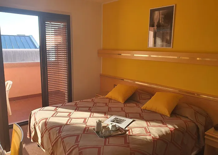 Hotel Antares