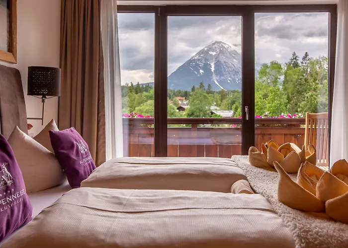Hotel Alpennest - Mountain Hideaway In Leutasch