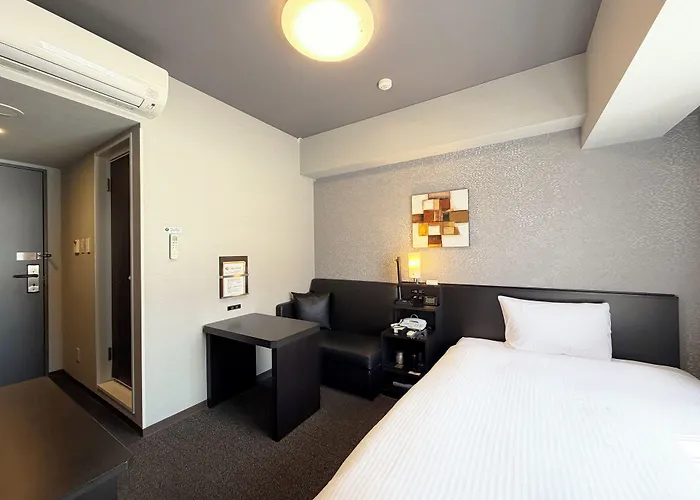 Hotel Route-Inn Grand Ota Ekimae