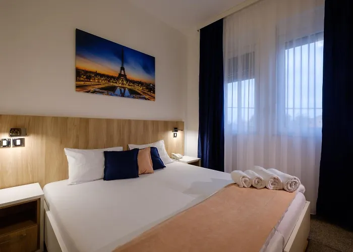 Airport Hotel Garni