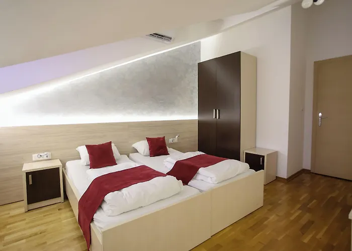 Hotel Emen